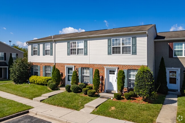 497 Arwell Ct - Alban Place Townhomes