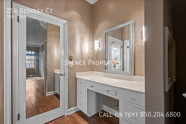 Building Photo - 254 Berkley Ct