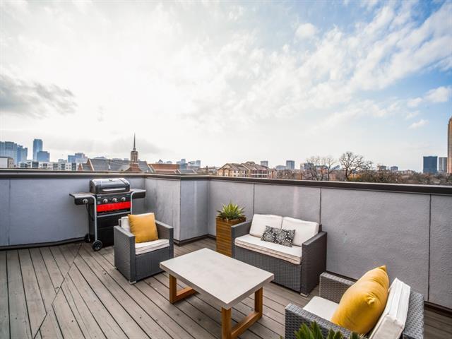 Building Photo - 3816 Roseland Ave