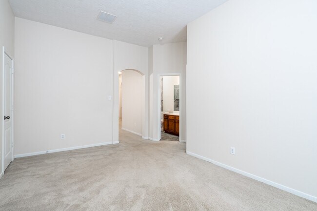Building Photo - 9503 Tartan Manor St
