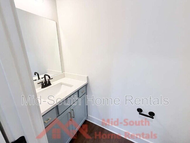 Building Photo - 5628 Draper Trail