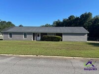 Building Photo - 317 Gilchrist Dr