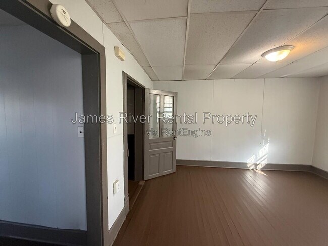 Building Photo - 912 Pierce St