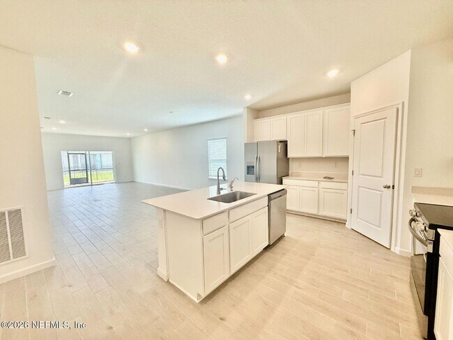 Building Photo - 3016 Raven Trce