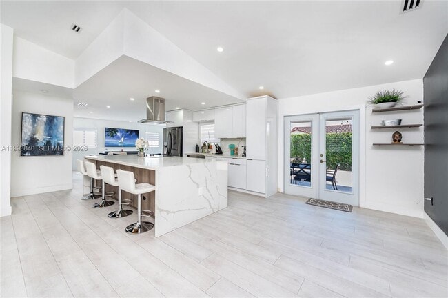 Building Photo - 1820 SW 140th Pl