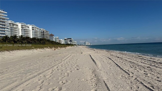 Building Photo - 9008 Collins Ave