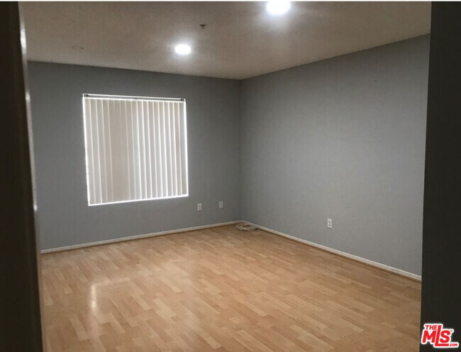 Building Photo - 10282 Tujunga Canyon Blvd