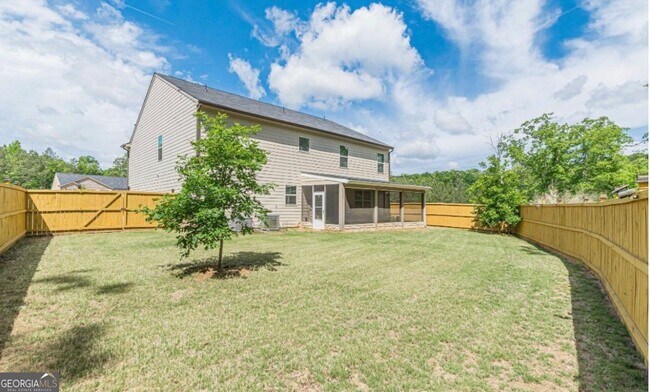 Building Photo - 367 Noblewood Dr