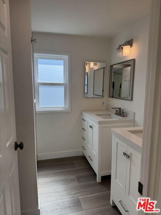 Building Photo - 4775 La Villa Marina