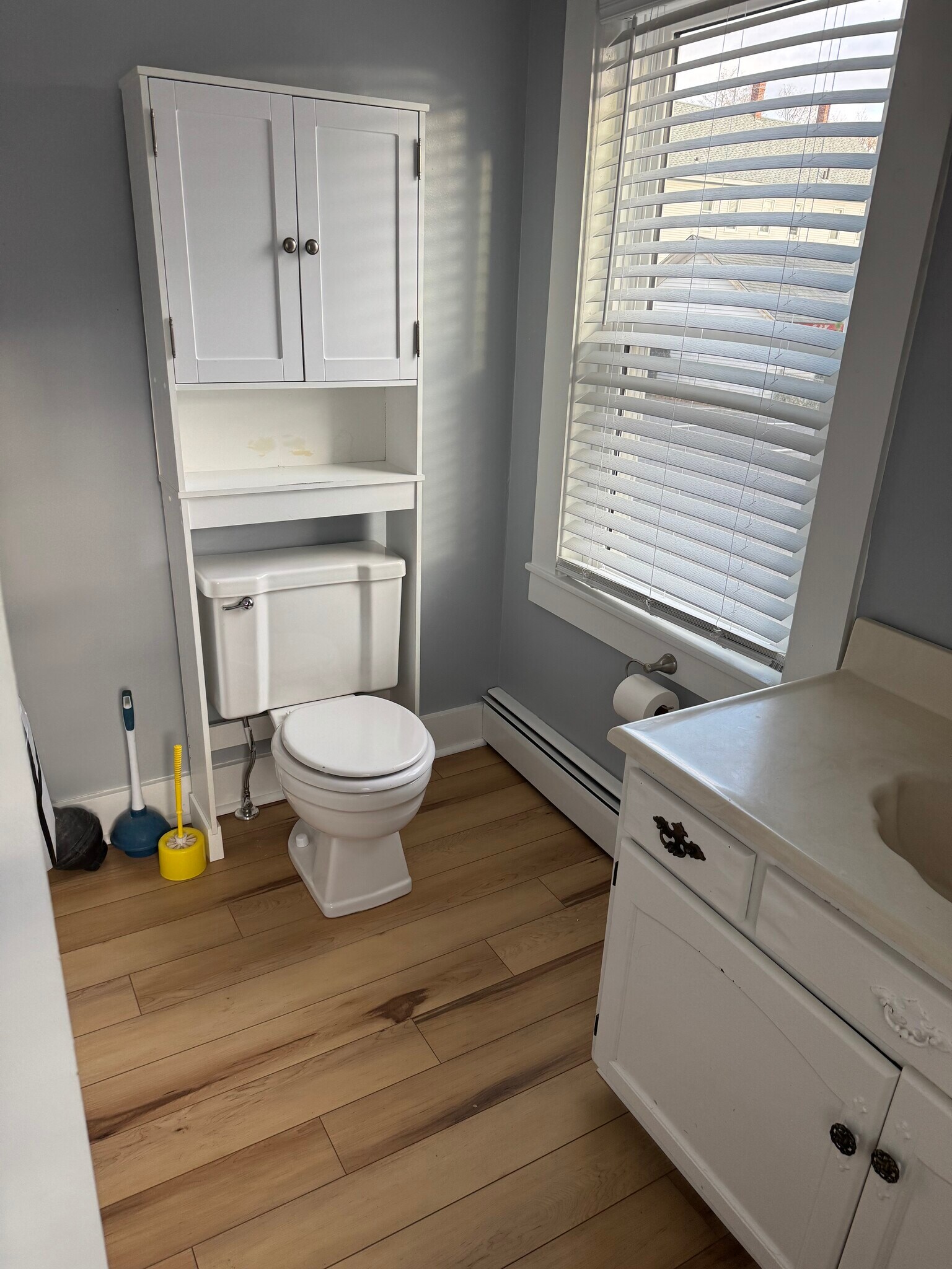 bath room - 55 A Thorndike