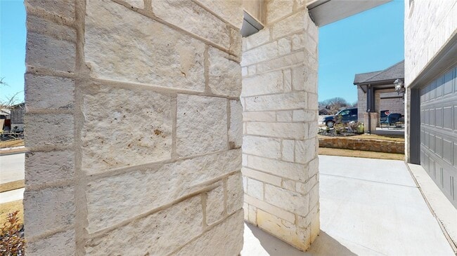 Building Photo - 2125 Dunbar Dr