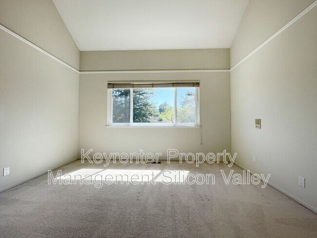 Building Photo - 1927 Amalfi Way