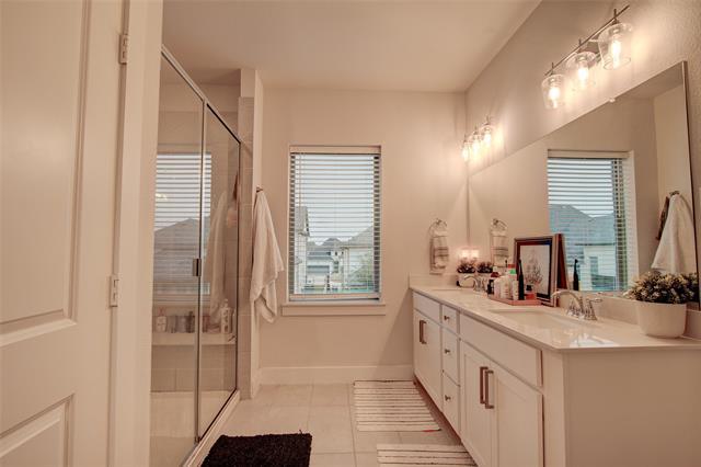 Building Photo - 1054 Maverick Dr