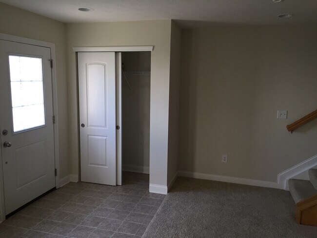 Building Photo - 5898 Winberry Creek Dr