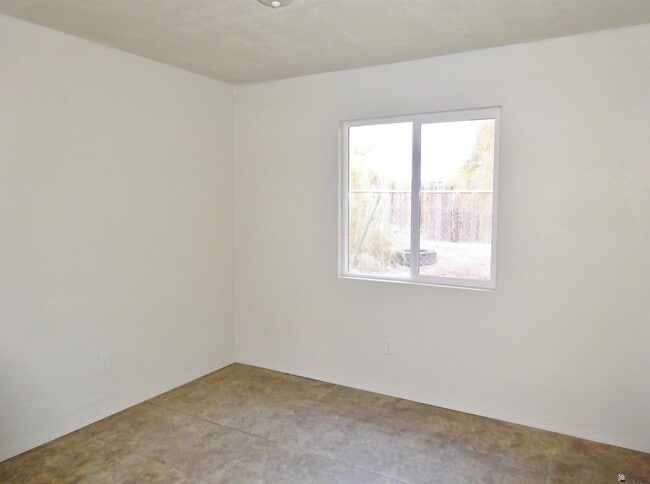 Building Photo - 605 S El Prado Rd
