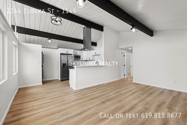 Building Photo - 1144 Eureka St