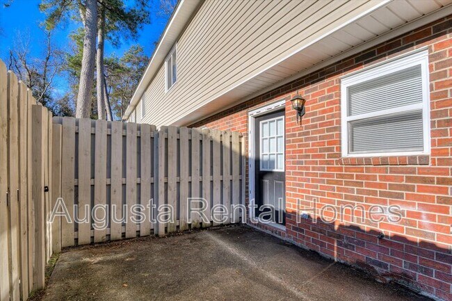 Building Photo - 4017-D Wheeler Woods Rd
