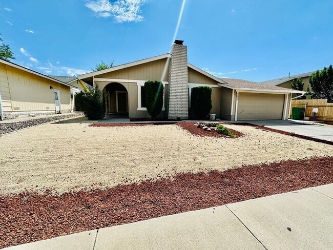 Primary Photo - 3230 Wilma Dr