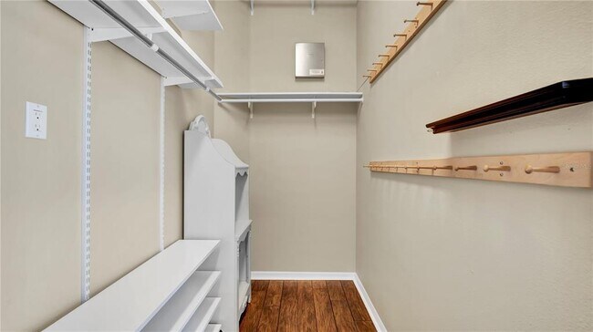 Building Photo - 4773 Chalfont Dr