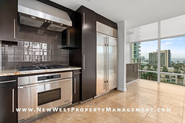 Building Photo - Spectacular Little Italy 2-Bedroom at Sapphire Tower! Small Pet Ok! Available Now!