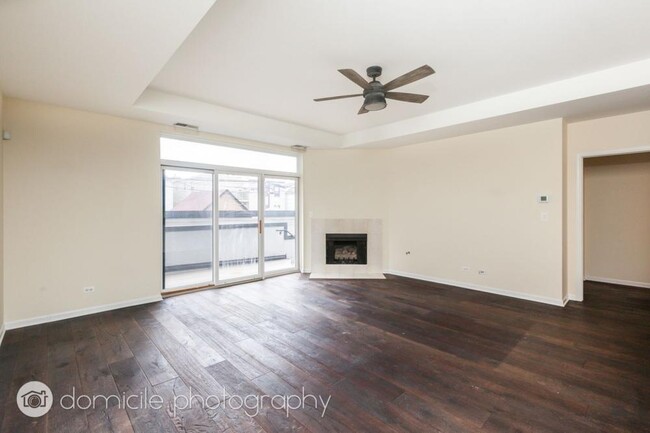 Primary Photo - 2 bedroom in Chicago IL 60618