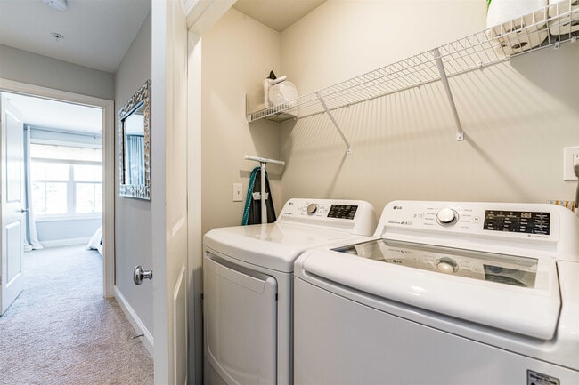 Building Photo - 6801 Milligan Way