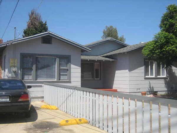 House in Back - 519 Casselman St