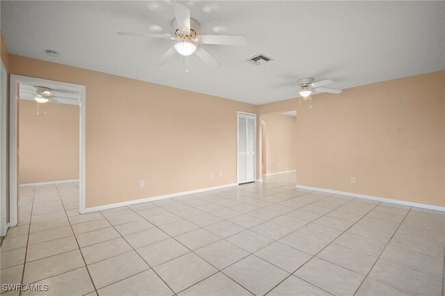 Building Photo - 4406 Santa Barbara Blvd
