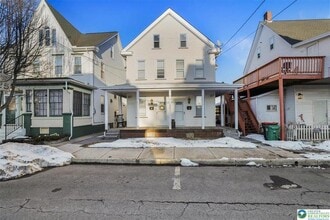 Building Photo - 193 S 4th St