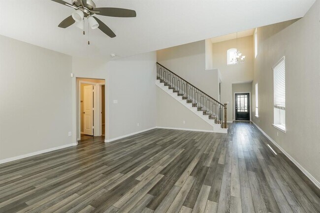 Building Photo - 29884 Dovetail Blf Ln