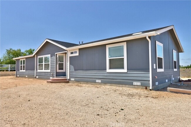 Primary Photo - 35892 Meadow Ridge Rd