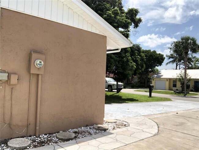 Building Photo - 10328 Windley Key Terrace