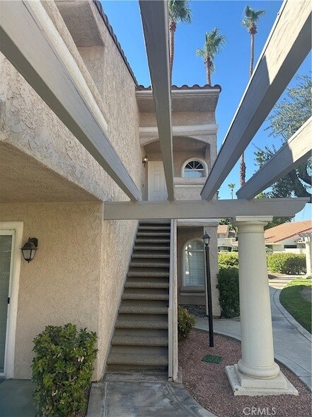 Building Photo - 505 S Farrell Dr