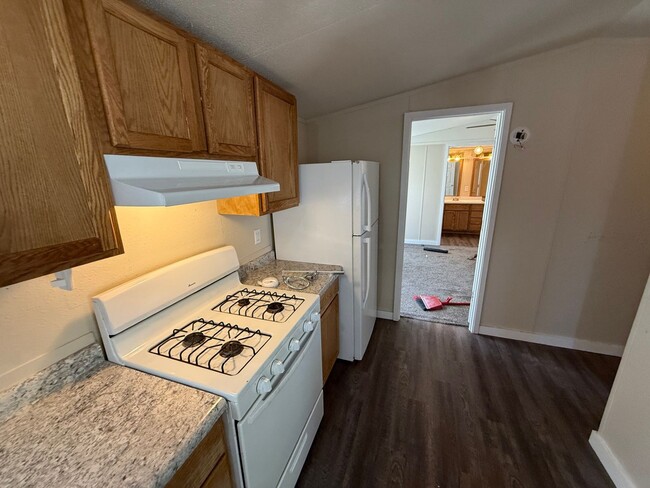 Building Photo - 3 Bed 2 Bath Mobile Home with Storage Shed...