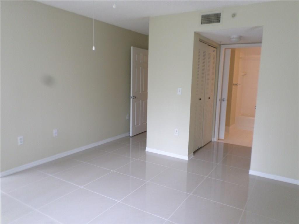SO FLO Real Estate Group 3854 Lyons Rd # 206-5 COCONUT CREEK, FL - 3854 Lyons Rd