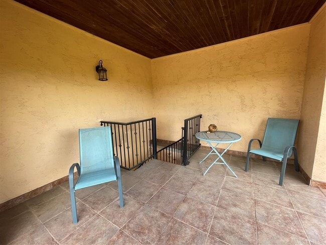 Building Photo - 15214 Lariat Trail