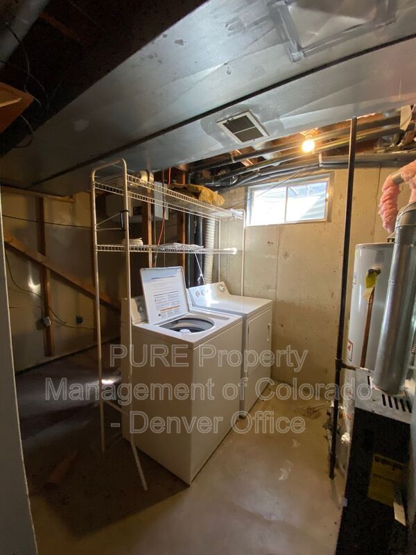 Building Photo - 10750 Owens St