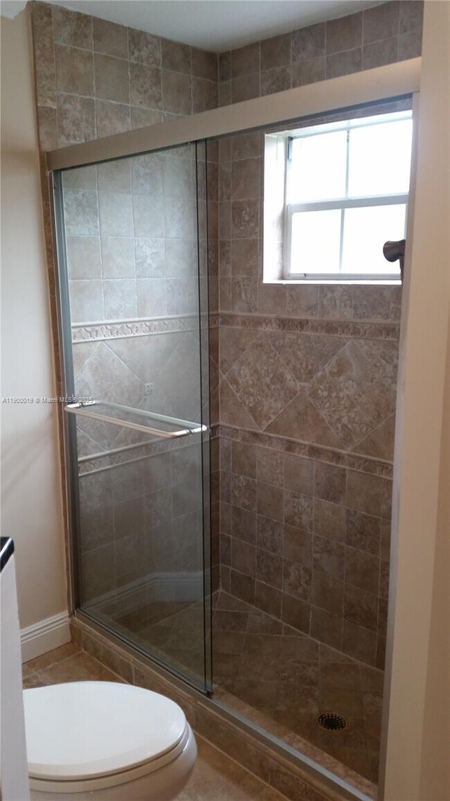 Building Photo - 11071 SW 11th Pl