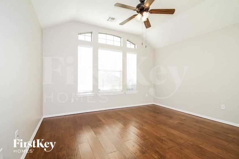 Building Photo - 4529 Oasis Ct