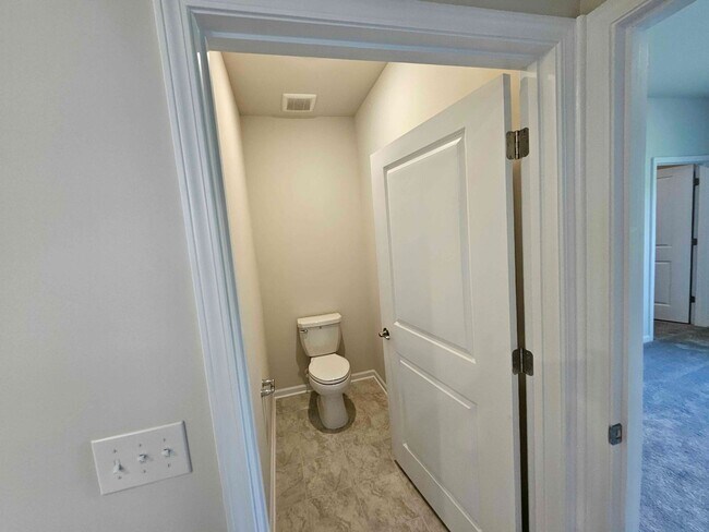 Building Photo - Bell Farm Community - 3BR / 2BA + Garage