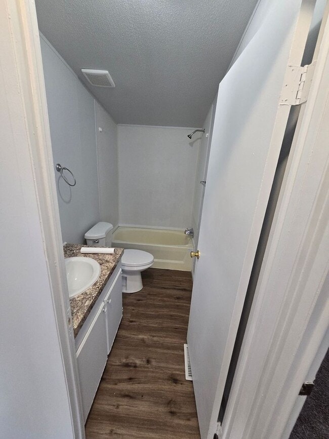 Building Photo - 5529 Shasta Way