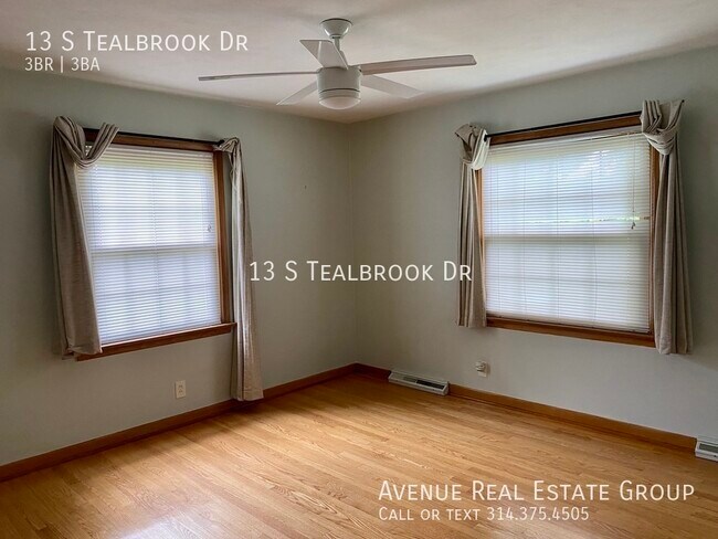 Building Photo - 13 S Tealbrook Dr