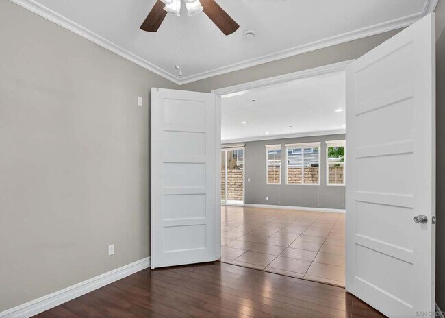 Building Photo - 42921 Avenida Amistad