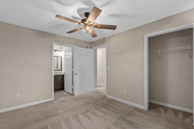 Building Photo - A two-bedroom this nice moves faster than a local taking the back way to avoid the 17 Bypass. Che...