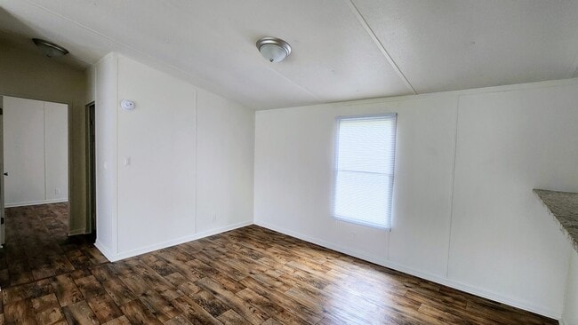 Building Photo - 1401 14th St