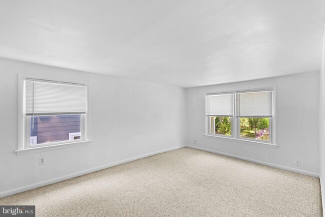 Building Photo - 3103 Plyers Mill Rd