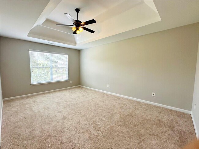 Building Photo - 1215 Grey Rock Way