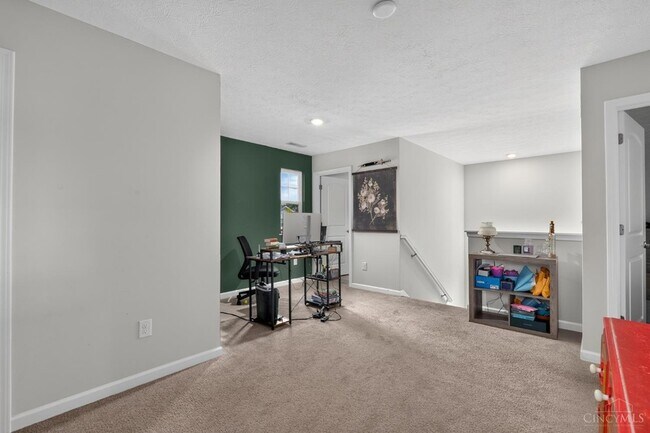 Building Photo - 66 Snapdragon Dr