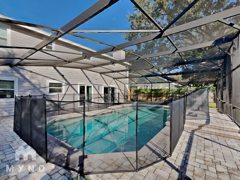 Building Photo - 3833 Landlubber St