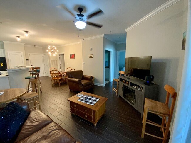 Building Photo - Furnished 3 bedroom 3 bath Condo - Flexible Term lease - Topsail Landing Community